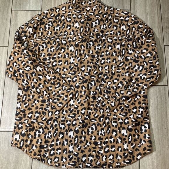 UGG leopard Button Down Shirt Animal Print - Picture 5 of 8